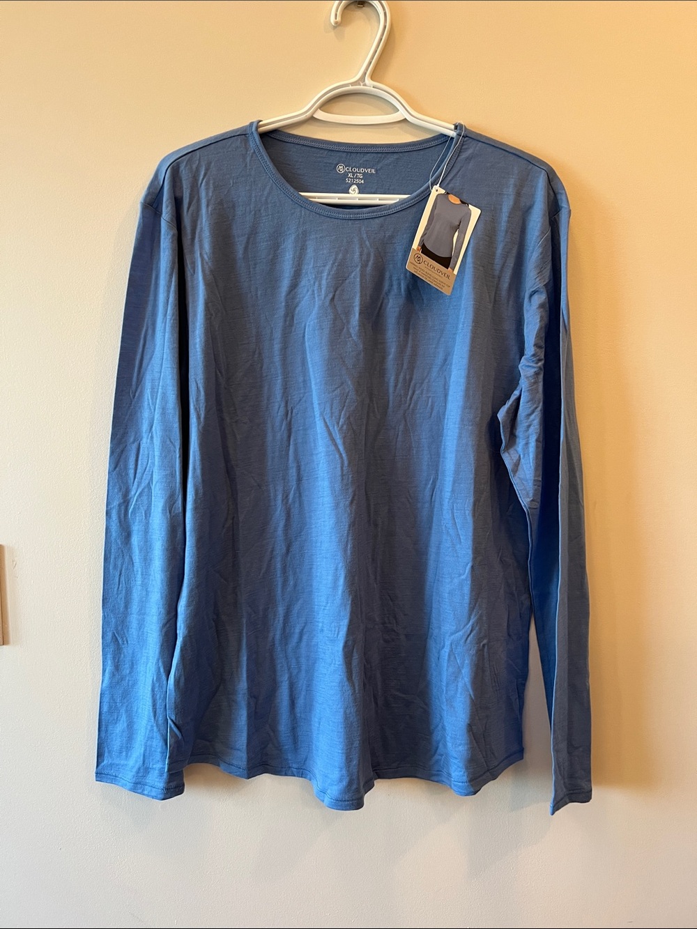 Cloudveil Merino Wool Blend Women’s Long Sleeve Top / new with tags